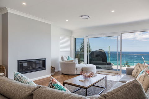 'Salt & Light' Mollymook - Accommodation in Surfers Paradise 3
