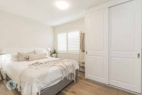 1 Bdrm Manly Beachside Apt With Parking - Accommodation in Surfers Paradise 2