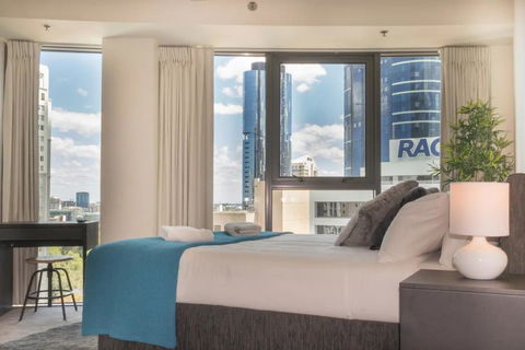 1 Bedroom Studio Apartment Near Eagle Street - Accommodation in Surfers Paradise 3