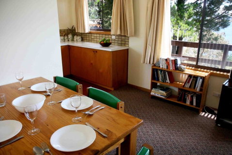11 Townsend Street, Jindabyne - Accommodation in Surfers Paradise 0