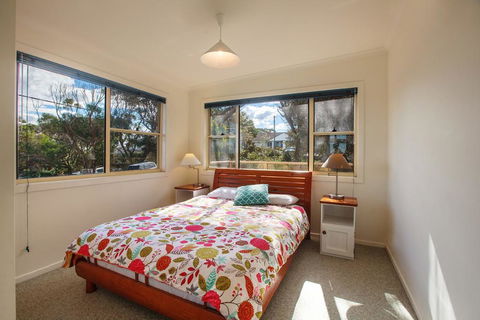 164 Mitchell Pde - Spectacular Views - Accommodation in Surfers Paradise 2