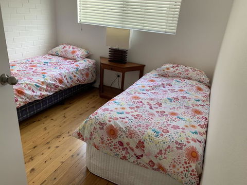 2 Bed Bar Beach Apartment - Stroll To Beach & Cafes, Supermarket Apartment 6 - Accommodation in Surfers Paradise 2