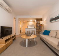 2 Bedroom Apartment Seconds From Valley - Accommodation in Surfers Paradise