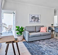 2 Bedroom Apt with Balcony  Air Con in Plympton - Accommodation in Surfers Paradise