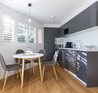 2 BEDROOM BRAND NEW APT // MOMENTS FROM RNSH - Accommodation in Surfers Paradise