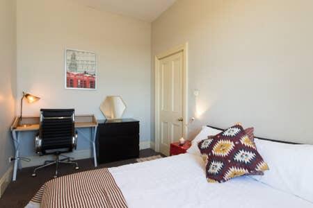 2 Bedroom Harbour View At The Rocks Heart Of CBD - Accommodation in Surfers Paradise 2