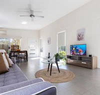 2 Bedroom w/Parking Near Central Cessnock - Accommodation in Surfers Paradise