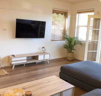 2 Bedroom SHORT walk to CBDBEACH and DARBY ST - Accommodation in Surfers Paradise