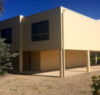 22 Broadbeach Drive - Accommodation in Surfers Paradise