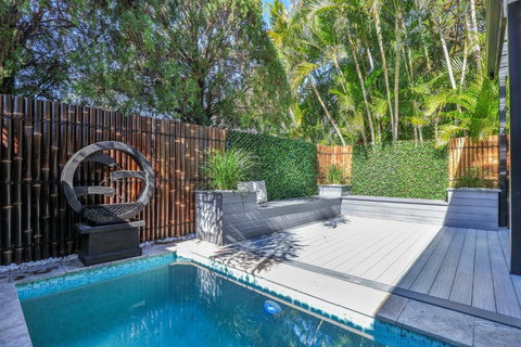 Bliss On The Island - Indulgence At It\'s Best! - Accommodation in Surfers Paradise 1