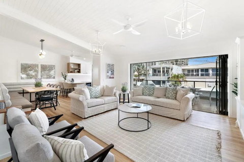 Budds Villa 1 By Khove - Accommodation in Surfers Paradise 0