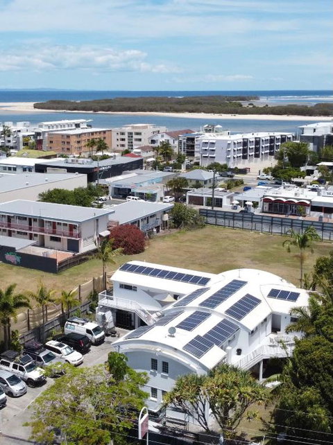 CALI Backpackers - Accommodation in Surfers Paradise 2