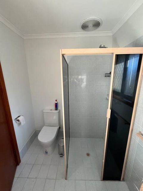 Charming 4BR Retreat Near Gawler - Accommodation in Surfers Paradise 3