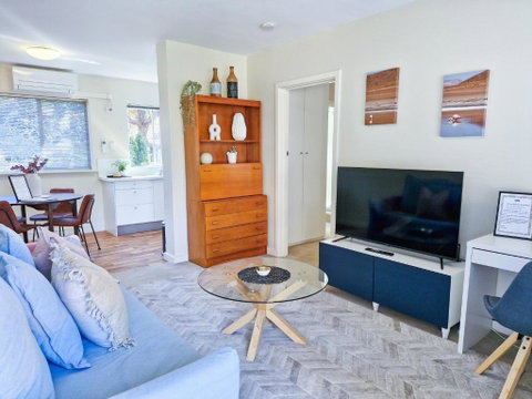 Crawley Cosy Urban Retreat Close To CBD UWA Free Park Netflix - Accommodation in Surfers Paradise 2