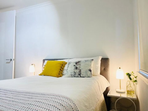 D101 Charming Apartment- Free Parking - Accommodation in Surfers Paradise 2