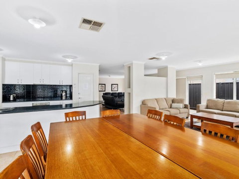 D3 Ski Ranch - Accommodation in Surfers Paradise 4