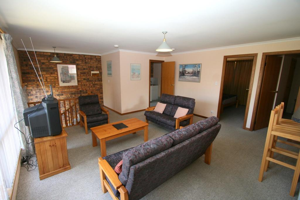Jindabyne NSW Accommodation in Surfers Paradise
