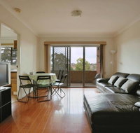 3BR Quiet  Convenient area of Parramatta UWS - Accommodation in Surfers Paradise