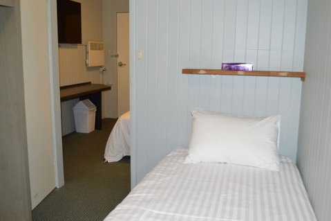 4 Lakeview Plaza - Accommodation in Surfers Paradise 2