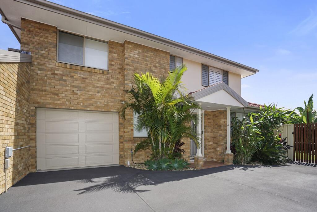 Long Jetty NSW Accommodation in Surfers Paradise