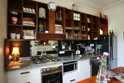 55 Davey Street - Accommodation in Surfers Paradise 2