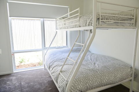 7 Gilmore St, Smiths Beach - Accommodation in Surfers Paradise 3