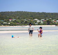 9 Marshall Street - Large Family Holiday Home just Metres to the Beach - Accommodation in Surfers Paradise