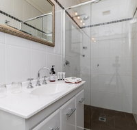 94Best Apartments - Accommodation in Surfers Paradise