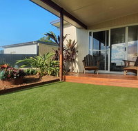A Beach Getaway - Accommodation in Surfers Paradise