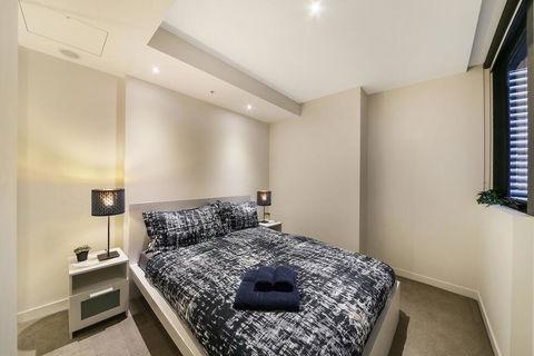 A Central & Cozy 2BR Apt Near Federation Square - Accommodation in Surfers Paradise 1