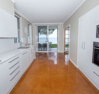A Foreshore - Salamander Bay - Accommodation in Surfers Paradise