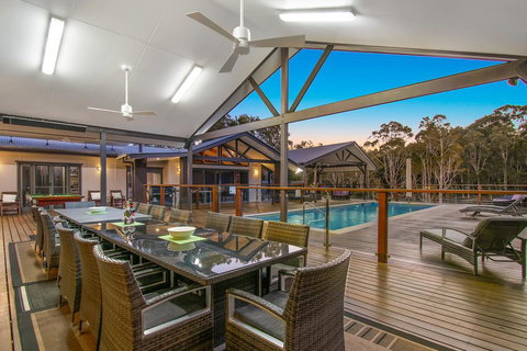 A PERFECT STAY - Lennox Unique Coastal Retreat - Accommodation in Surfers Paradise 1