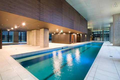 A Stylish & Cozy Studio Next To Southern Cross - Accommodation in Surfers Paradise 3