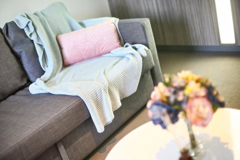 A Stylish & Cozy Studio Next To Southern Cross - Accommodation in Surfers Paradise 2