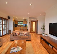 A View to a Hill - Accommodation in Surfers Paradise