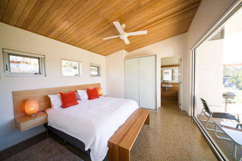 Aalborg Bright - Accommodation in Surfers Paradise 2