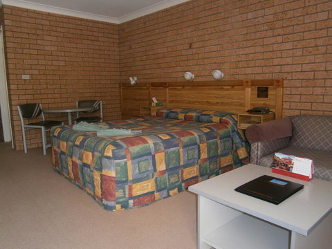 Aaron Inn Motel - Accommodation in Surfers Paradise 3