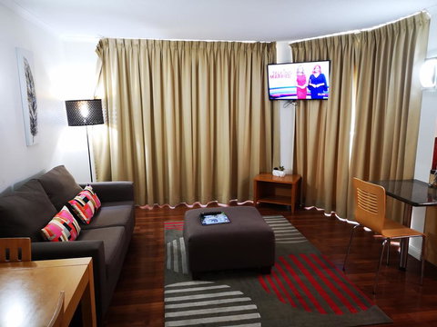 Abbey On Roma Hotel & Apartments - Accommodation in Surfers Paradise 2
