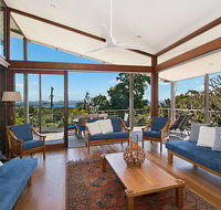 Above The Pass - Accommodation in Surfers Paradise