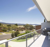 Acacia 2 - Luxurious Holiday Townhouse - Accommodation in Surfers Paradise