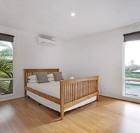 Adelaide Holiday Homes - Accommodation in Surfers Paradise