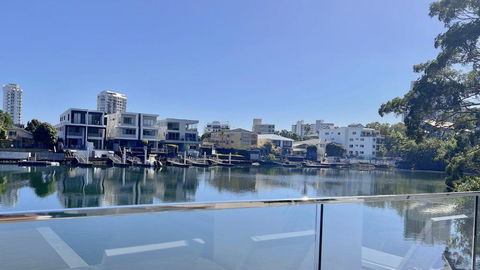 E.S. Surfers Paradise - Accommodation in Surfers Paradise 1