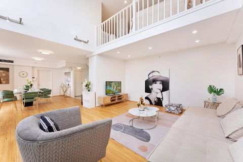 Epic CBD City View 3BR Penthouse Walk To Station&shopping Centre - Accommodation in Surfers Paradise 1