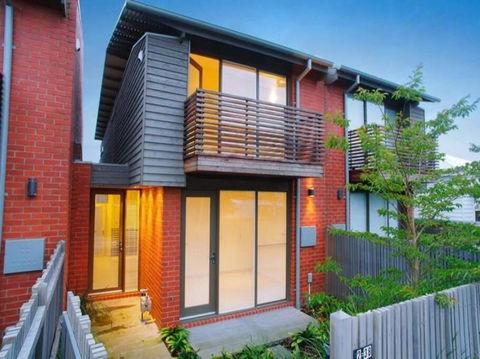 Escape@villamanta Long+short Stays Geelong CBD - Accommodation in Surfers Paradise 4