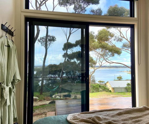 Essence Kangaroo Island - Tiny Home American River - Accommodation in Surfers Paradise 3