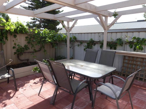 Fullarton Motor Lodge - Accommodation in Surfers Paradise 1