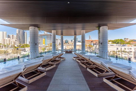 FV By Serain Residences - Accommodation in Surfers Paradise 2