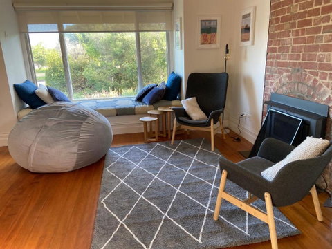 GALWAY COTTAGE - Accommodation in Surfers Paradise 1