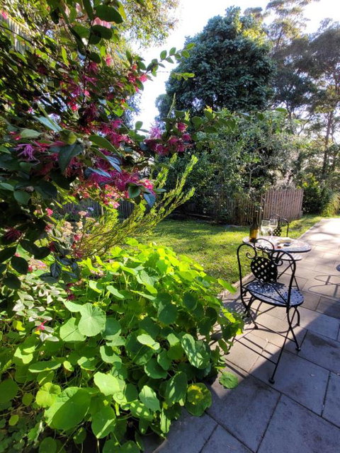 Garden Rest - Accommodation in Surfers Paradise 0
