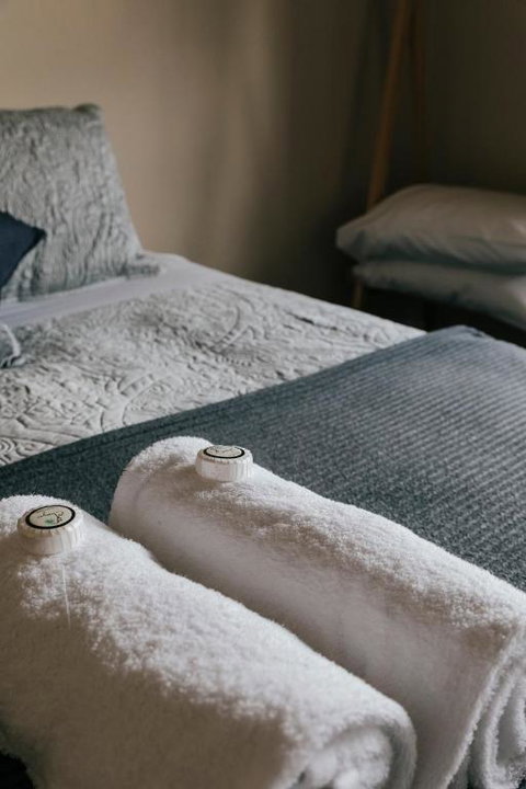 General Roberts Hotel - Accommodation in Surfers Paradise 0